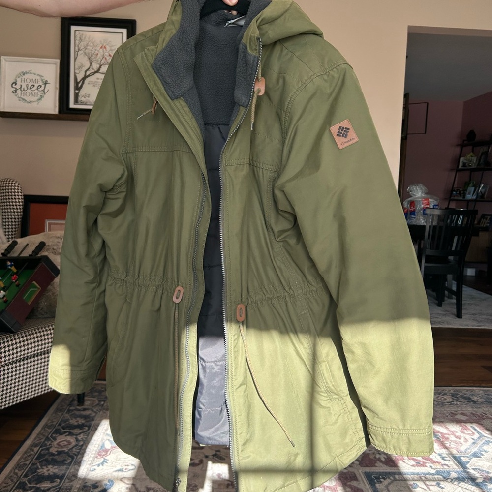 Columbia medium weight jacket